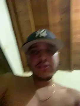 Snapshot of daniel6916 chatting on 02.08.25 daniel6916 online show from 02.08.25