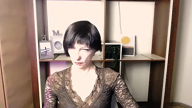  AngeliaFlow  online show from 11.21.25