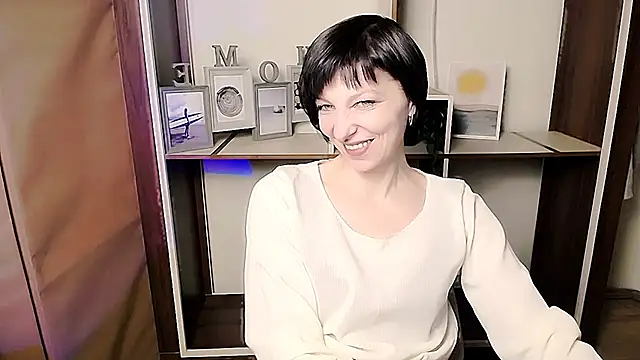  AngeliaFlow  online show from 02.18.26