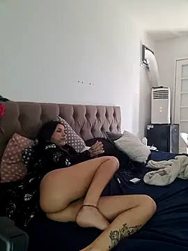 nickelfie online show from 03.18.25