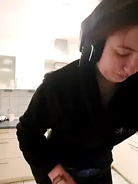 Gamergirl-Linela online show from 03.10.25