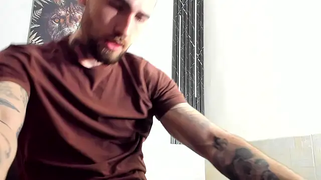 Snapshot of Luke_davis01 chatting on 03.20.25 Luke davis01 online show from 03.20.25