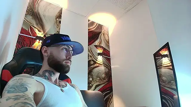 Luke davis01 online show from 01.15.26