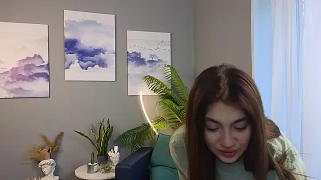 PortiaBellew online show from 02.09.25