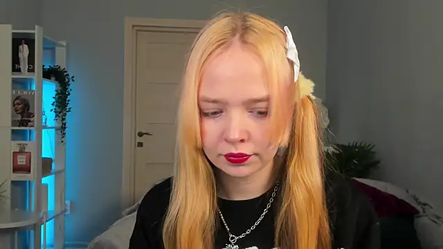 Bellla Murrr online show from 02.10.25