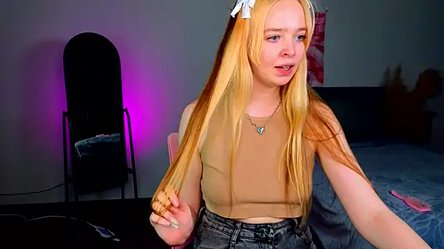 Bellla Murrr online show from 02.13.25