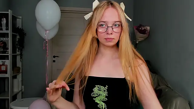 Bellla Murrr online show from 03.21.25