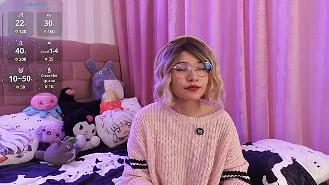 Snapshot of NataliaNovak chatting on 11.18.25 NataliaNovak online show from 11.18.25