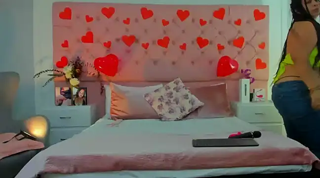 KourtneyEvans online show from 02.15.25