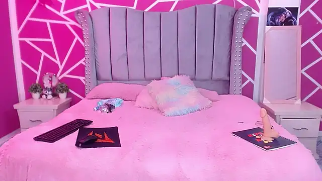 Snapshot of melody_toy chatting on 03.11.25 melody toy online show from 03.11.25