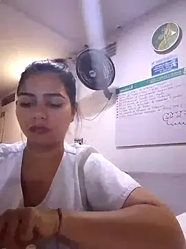 yess Hotnurse online show from 02.15.25