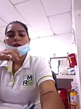 yess Hotnurse online show from 03.21.25