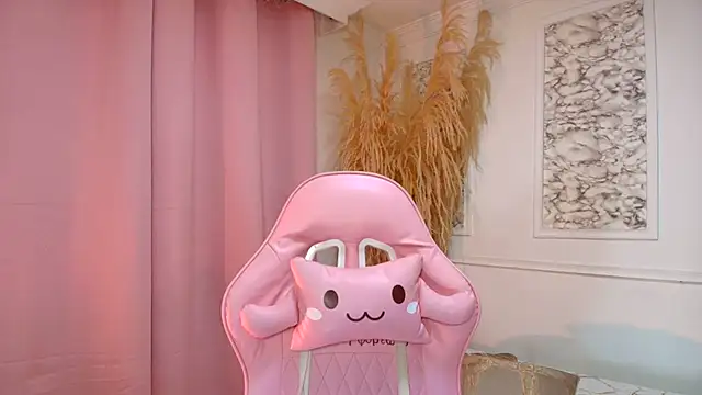 Danella houston online show from 02.23.26