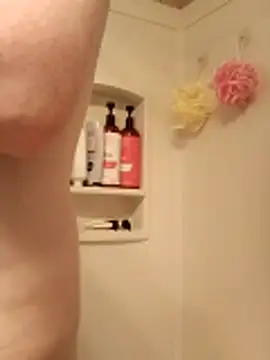 Snapshot of onlyhill chatting on 11.22.25 onlyhill online show from 11.22.25