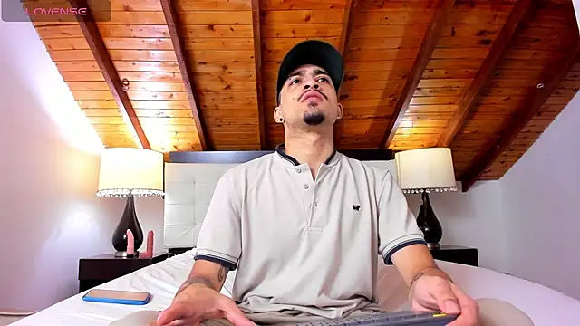 Sebastian Berne online show from 02.17.25