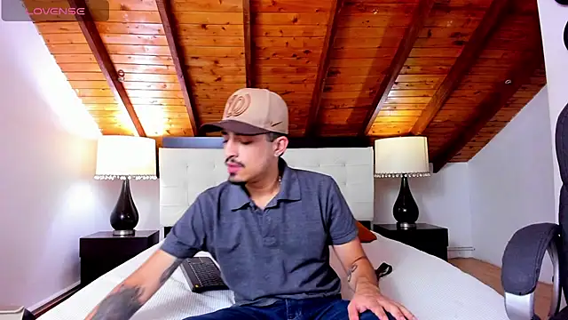 Sebastian Berne online show from 03.08.25