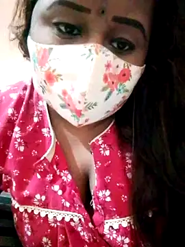 Snapshot of dolly_telugu01 chatting on 02.19.25 dolly telugu01 online show from 02.19.25