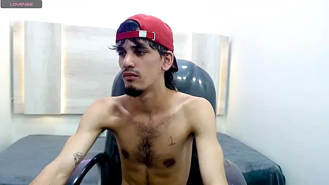 Dirty Kingg online show from 02.13.25