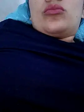 Snapshot of Girltattos chatting on 10.13.25 Girltattos online show from 10.13.25