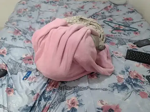 Snapshot of Girltattos chatting on 02.22.26 Girltattos online show from 02.22.26