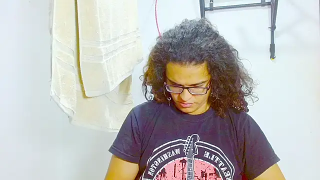 Snapshot of Diane_blossom chatting on 02.09.25 Diane blossom online show from 02.09.25