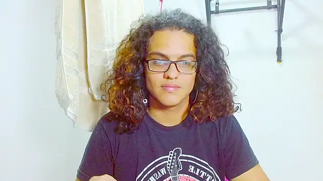 Snapshot of Diane_blossom chatting on 02.09.25 Diane blossom online show from 02.09.25