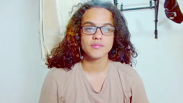 Snapshot of Diane_blossom chatting on 02.15.25 Diane blossom online show from 02.15.25