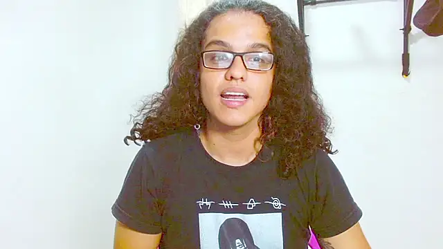 Snapshot of Diane_blossom chatting on 03.01.25 Diane blossom online show from 03.01.25