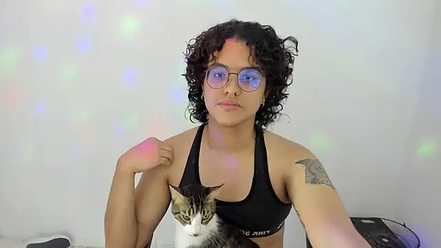 Snapshot of Diane_blossom chatting on 10.24.25 Diane blossom online show from 10.24.25