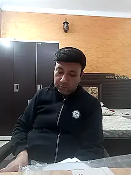 innocentboy1987 online show from 02.20.26