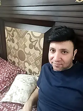 innocentboy1987 online show from 04.19.26