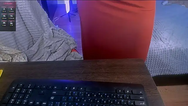 holyharlot online show from 02.10.25