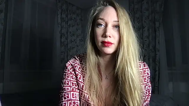 Snapshot of Engel_13 chatting on 02.14.25 Engel 13 online show from 02.14.25