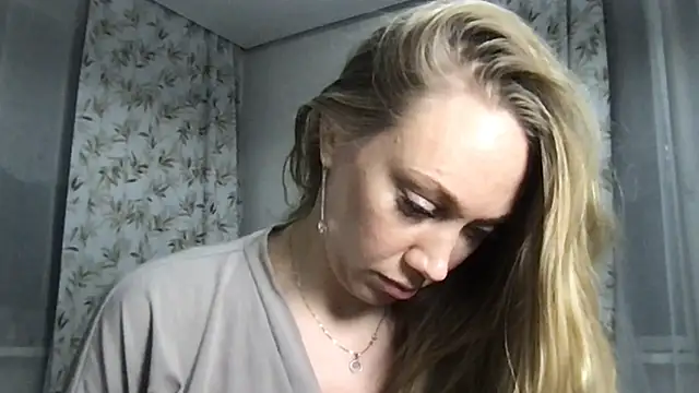 Snapshot of Engel_13 chatting on 02.24.25 Engel 13 online show from 02.24.25