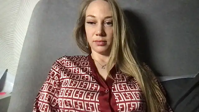 Snapshot of Engel_13 chatting on 02.25.25 Engel 13 online show from 02.25.25