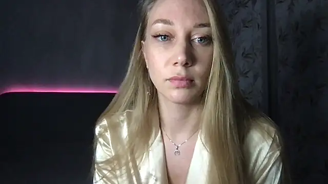 Snapshot of Engel_13 chatting on 03.03.25 Engel 13 online show from 03.03.25