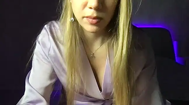 Snapshot of Engel_13 chatting on 03.19.25 Engel 13 online show from 03.19.25