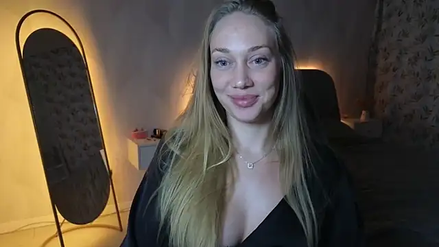 Snapshot of Engel_13 chatting on 11.27.25 Engel 13 online show from 11.27.25