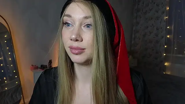 Snapshot of Engel_13 chatting on 12.14.25 Engel 13 online show from 12.14.25