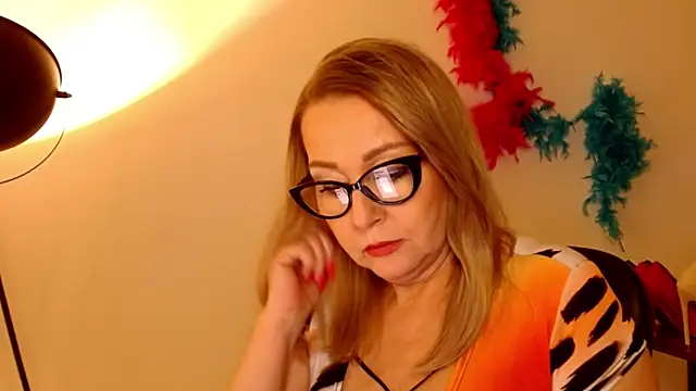 leaxSTAR online show from 03.18.25