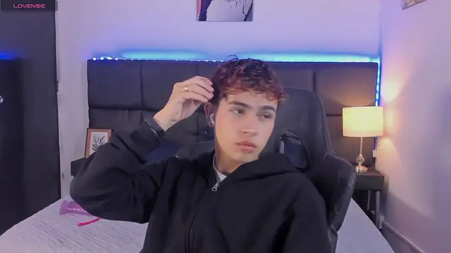 Aiiden 15 online show from 10.23.25