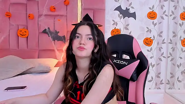 ArianaFranco online show from 10.27.25