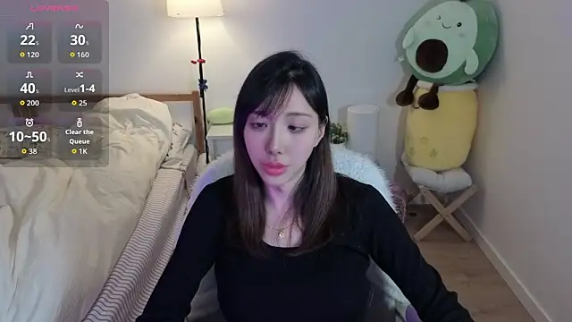 joycemilka online show from 04.08.26