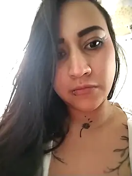 cherryy bombshelll online show from 12.14.25