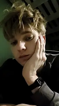 And25bn online show from 02.26.25