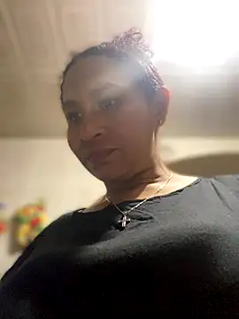 Carola-Ross online show from 09.19.25