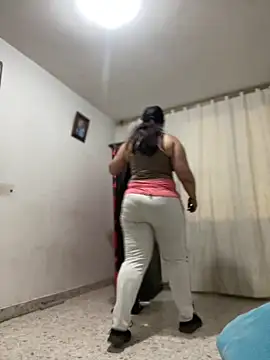 Carola-Ross online show from 12.04.25