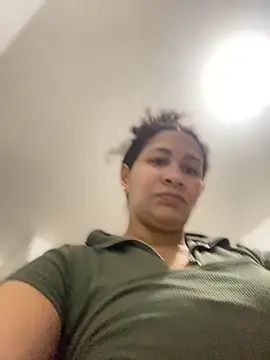 Snapshot of Carola-Ross chatting on 02.20.26 Carola-Ross online show from 02.20.26