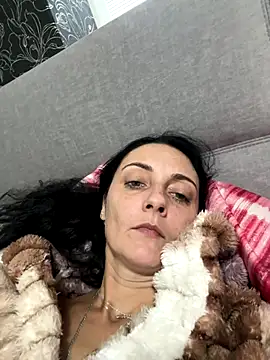 Snapshot of Miroslava1247 chatting on 11.16.25 Miroslava1247 online show from 11.16.25