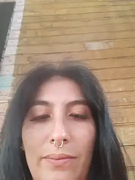 single mother indecent online show from 03.03.25